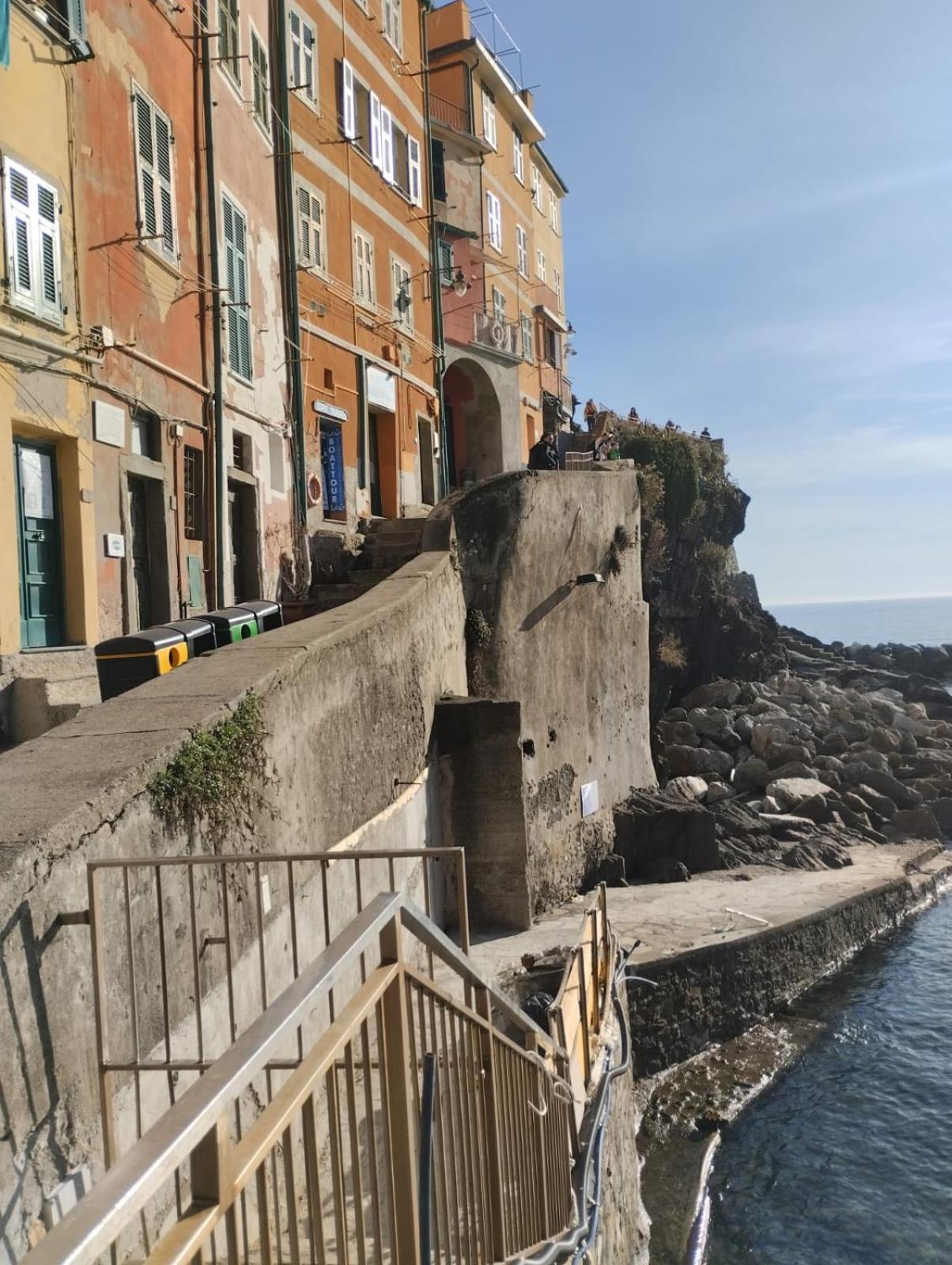 Апартаменты Casa Vacanze Andrea La Tua Base Per Visitare Il Mare Delle Cinque Terre Специя Экстерьер фото